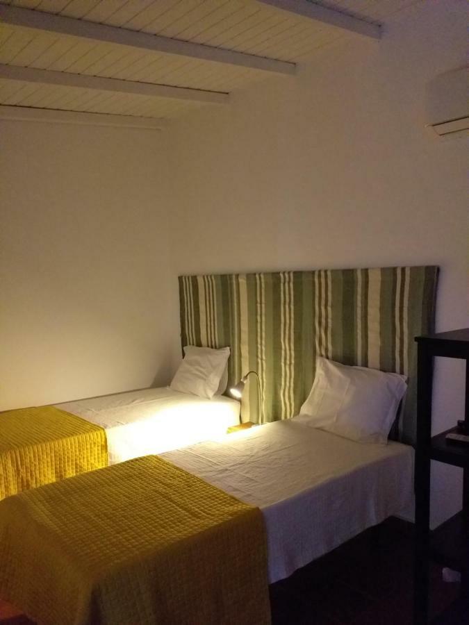 Casas Do Ardila Guest House Santo Amador Luaran gambar